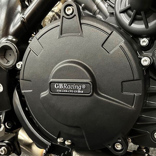 KTM-1290-2014-GBRacing-Clutch-Cover-2_600x600