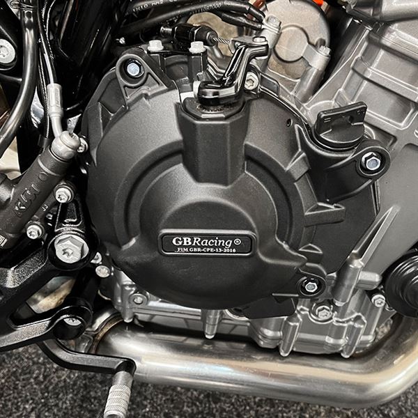 KTM-890-2020-GBRacing-Clutch-Cover-2_600x600-1
