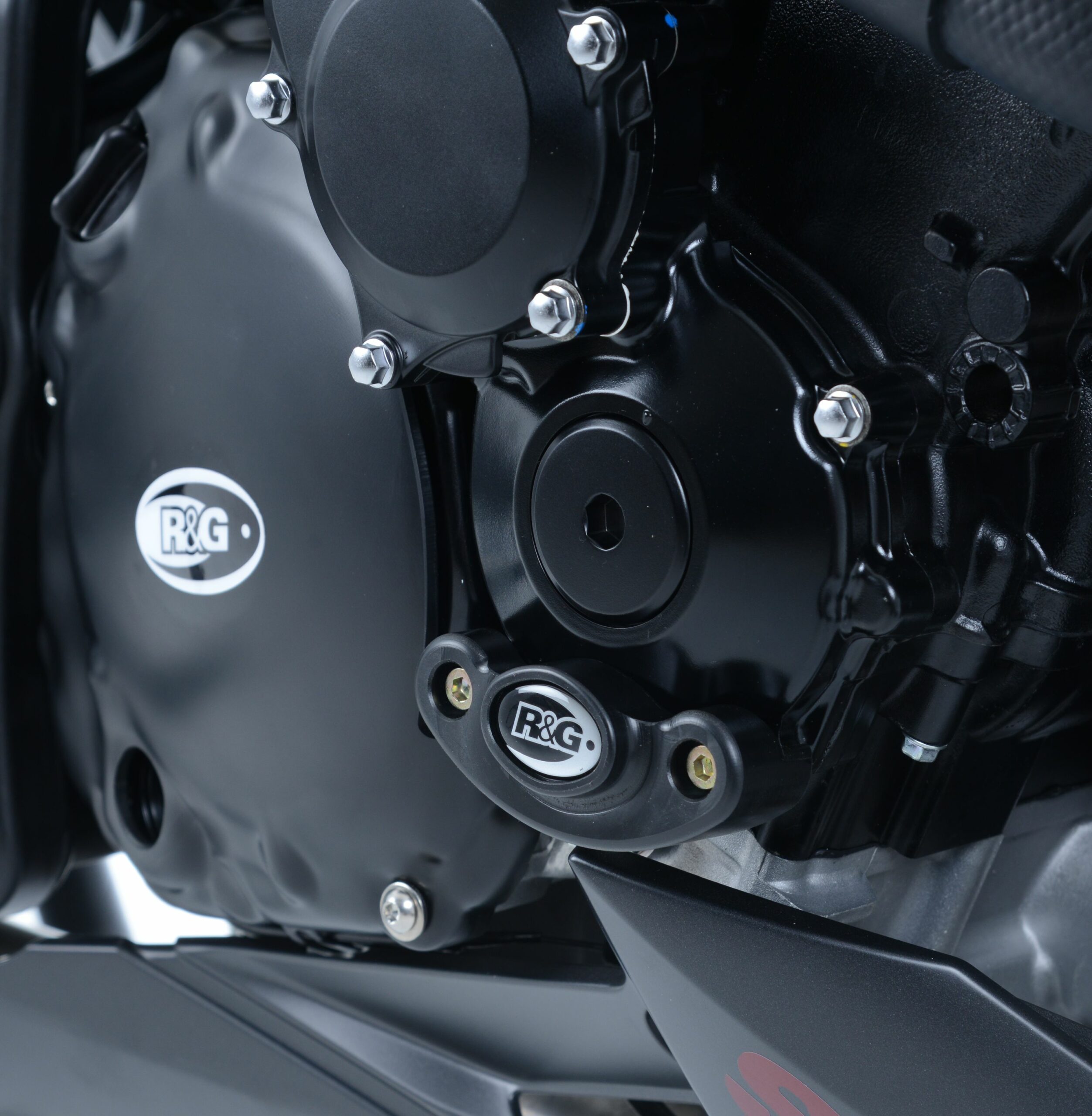 Suzuki GSX-S 750 2017-2021 R&G Engine Case Slider ECS0044BK