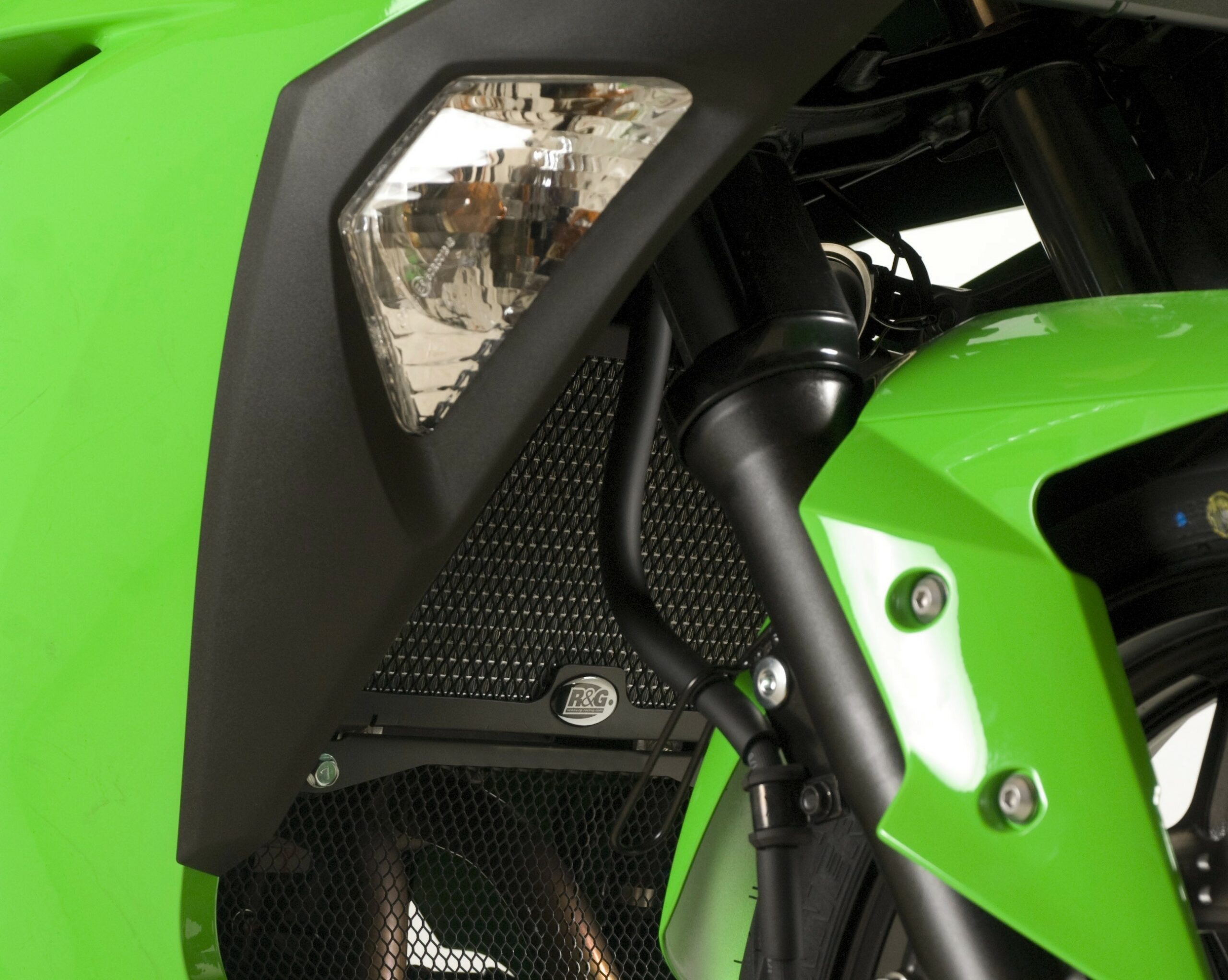 Kawasaki Ninja 250 2015 R&G Radiator Guard (Aluminium) RAD0139BK