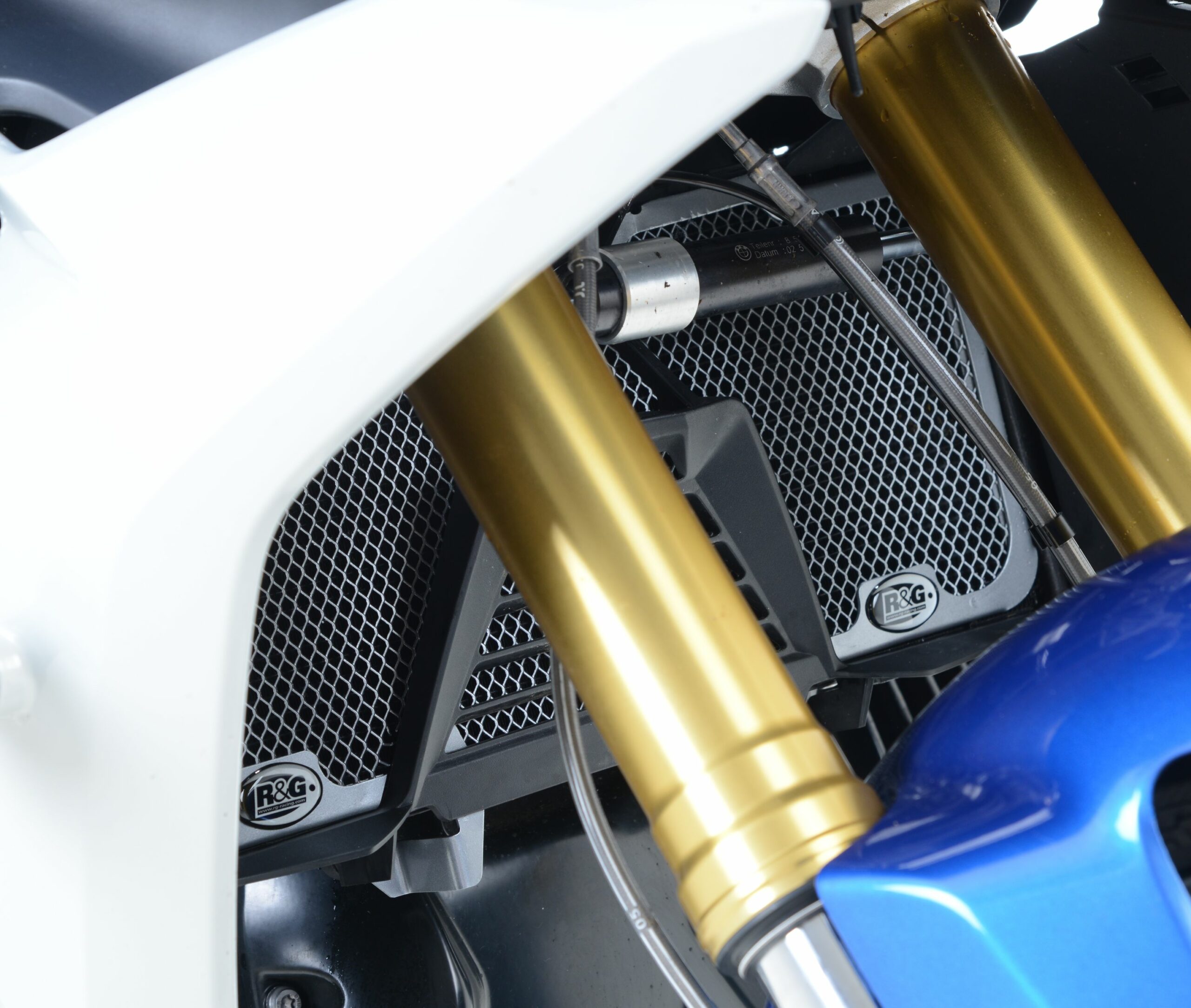 BMW R1200RS 2015-2018 R&G Radiator Guard (Aluminium) RAD0196TI